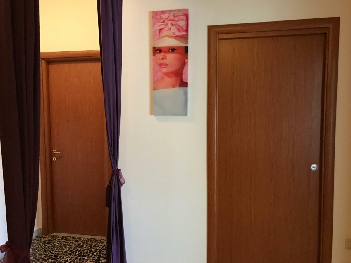 B&B Cagliari Ariosto Luaran gambar