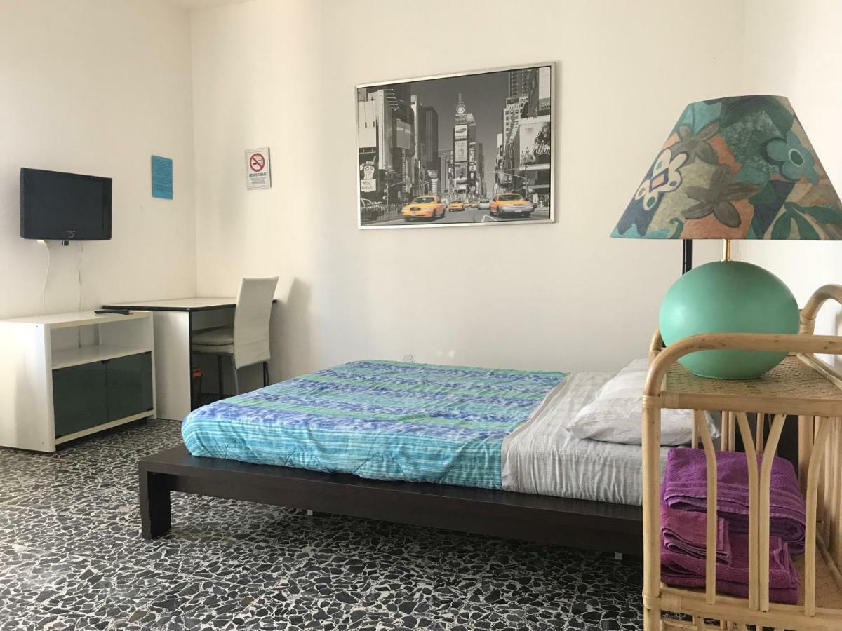 B&B Cagliari Ariosto Luaran gambar