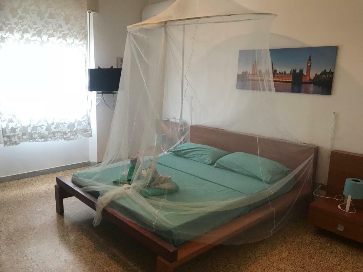 B&B Cagliari Ariosto Luaran gambar