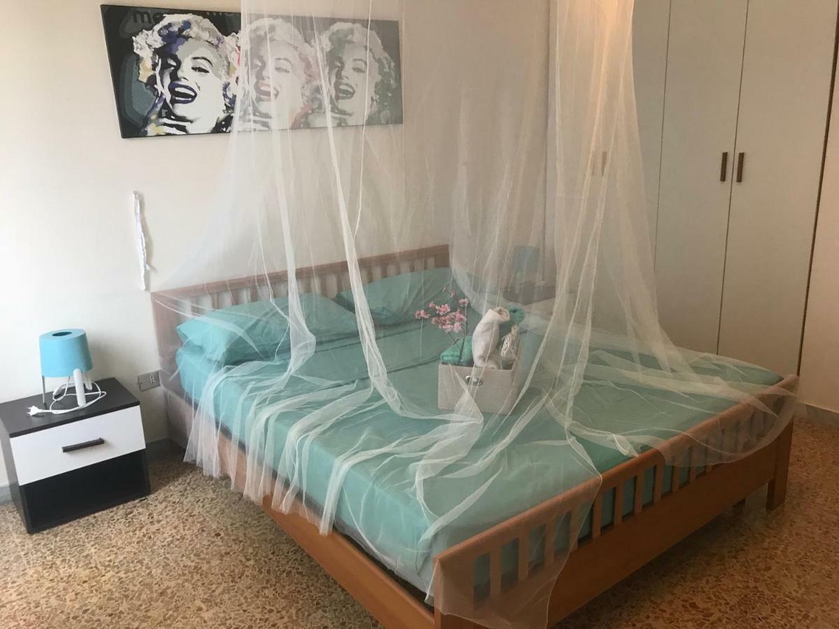 B&B Cagliari Ariosto Luaran gambar